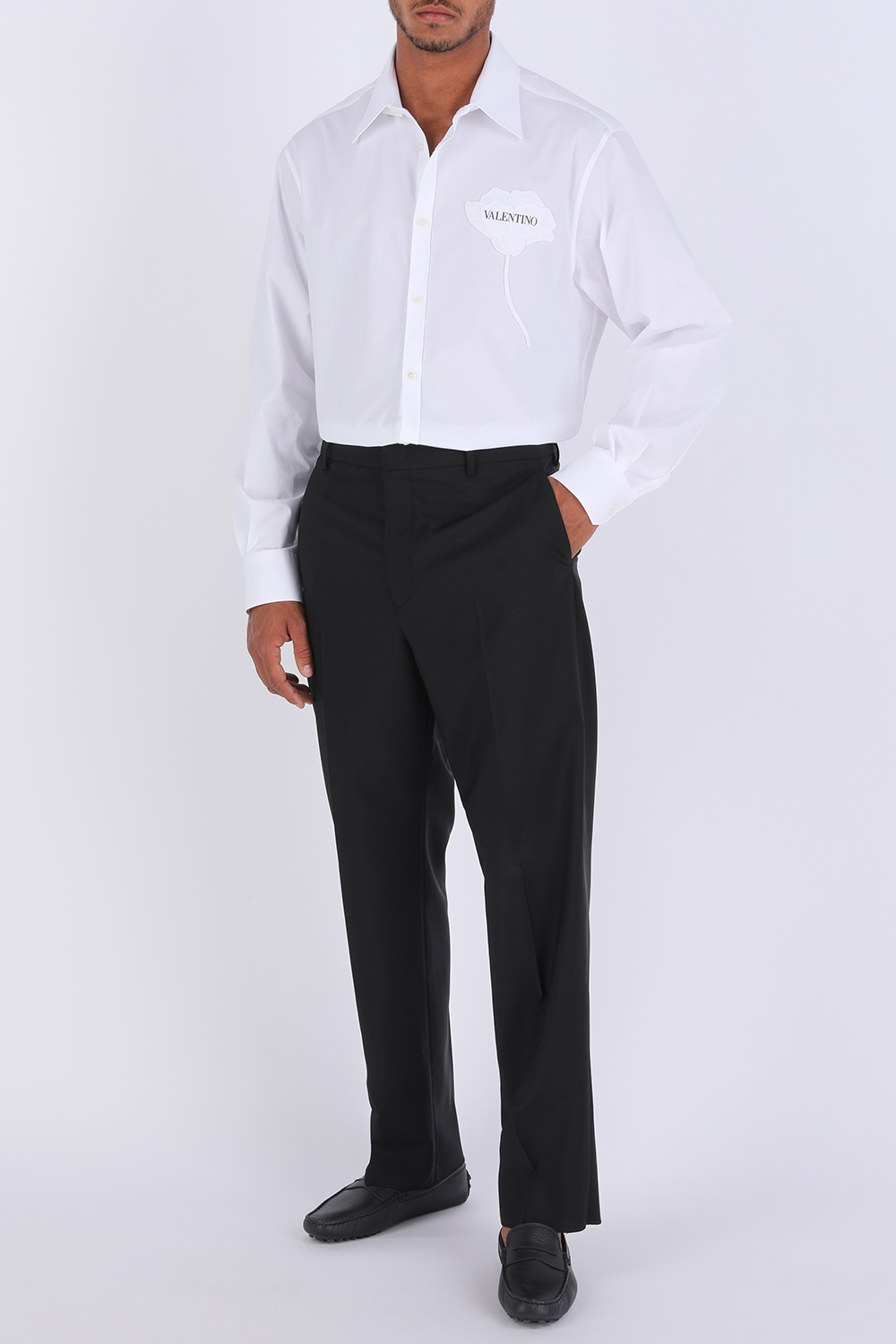 מכנסיים מחויטים שחורים מצמר